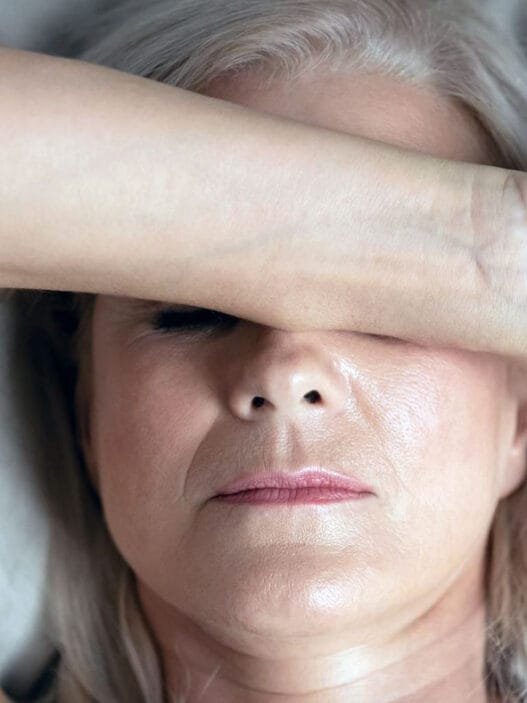 Menopoz Nedir? Belirtileri ve Tedavi Yöntemleri