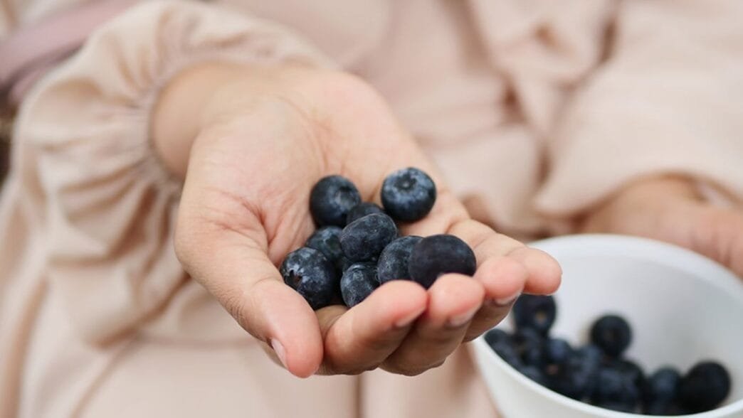 20 Yıllık Çalışma: Flavonoid Zengini Gıdalar Hafızayı Keskin Tutabilir