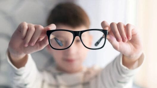 2050’de 740 Milyondan Fazla Genç Miyop Olabilir: Araştırma