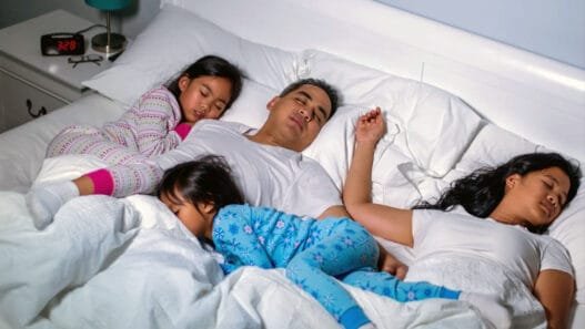 Çocukla birlikte uyuma alışkanlığı