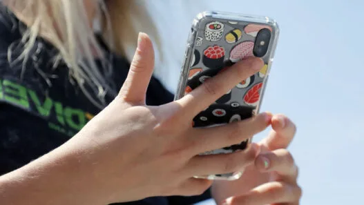 DSÖ Araştırması: Cep Telefonu Kullanımı Beyin Kanseri Riskini Artırmıyor