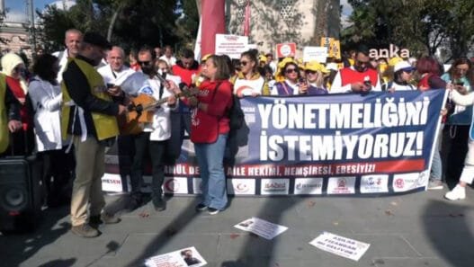 Aile Hekimleri Türkiye Genelinde Üç Günlük İş Bıraktı