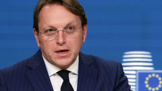 AB Sağlık Komiseri Oliver Varhelyi