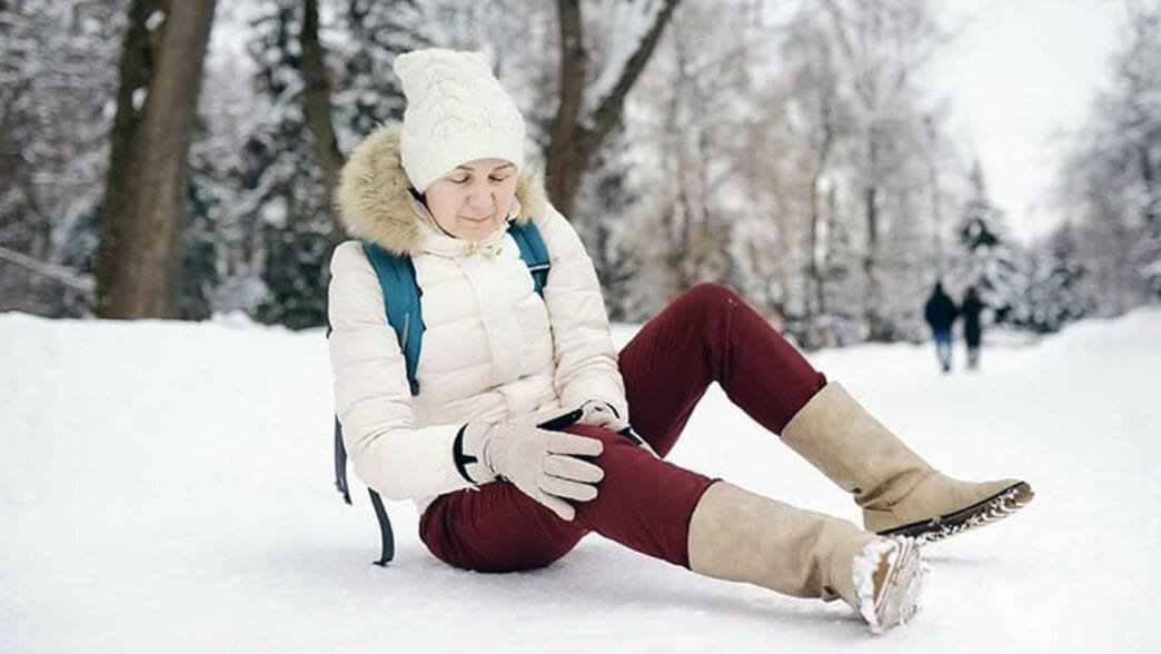 Karlı ve Buzlu Zeminlerde Ayak Bileği Burkulması